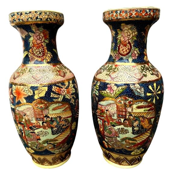 Elegant Matching Pair of Chinese Mid-Century Satsuma Porcelain Gilded 12" Vases - Picture 1 of 12